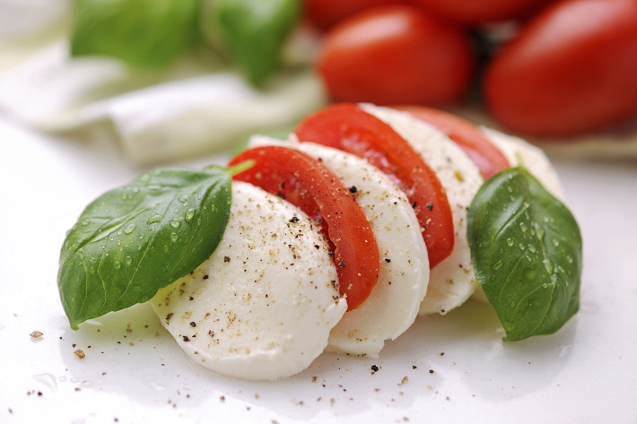 Caprese-Salad-1-resized